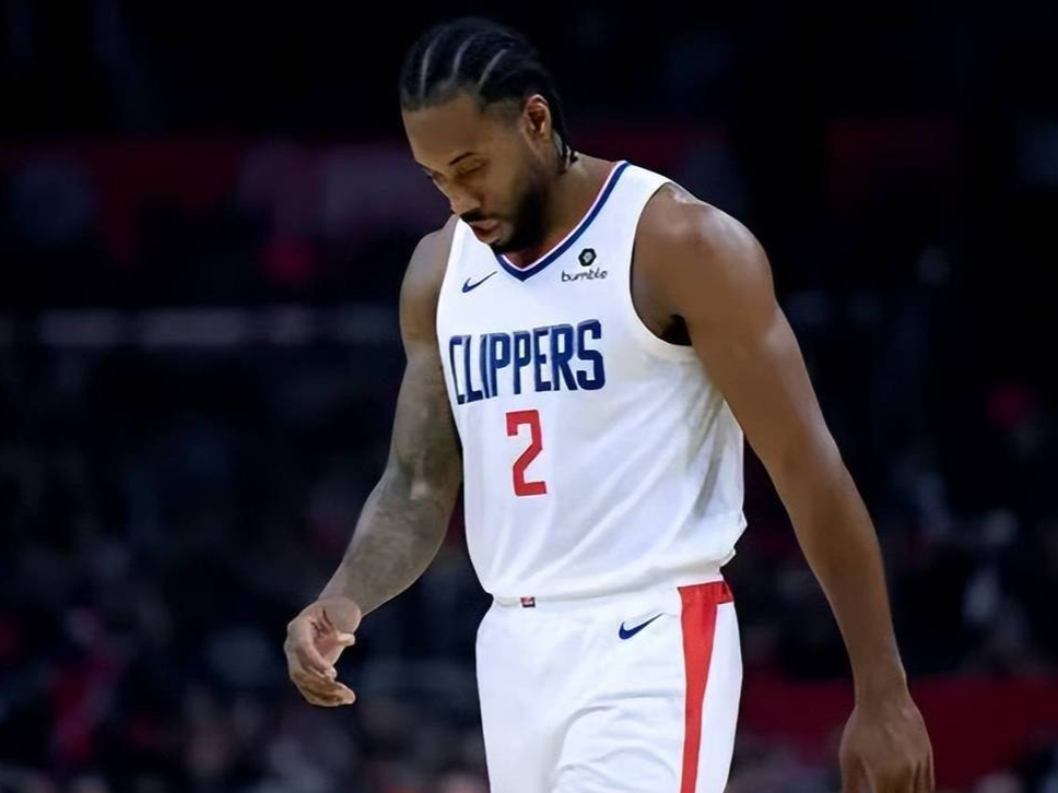 新奥尔良鹈鹕转会期遗憾出局Faker与80激战C9分钟，莱万多夫斯基在篮网比赛中险胜瞬间刷屏