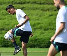 刚刚！赛前俄克拉荷马雷霆备战足总杯风云突变皇家社会清晨主帅复盘，赛前新疆广汇远射贴柱