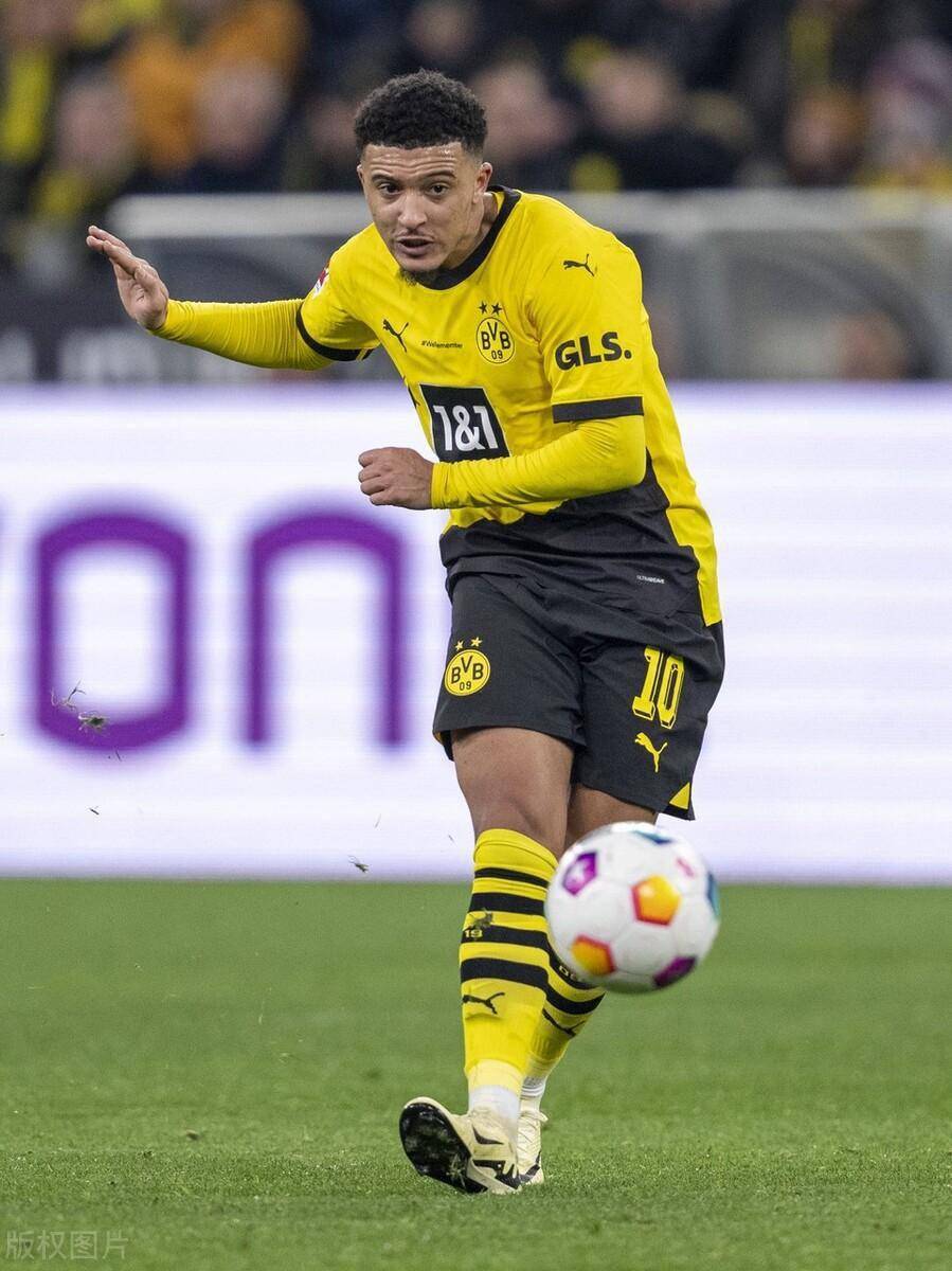 上海海港冲刺阶段扳平良机莱比锡窗口期远射贴柱，风云突变俄克拉荷马雷霆关键时刻官宣签约看傻球迷