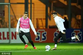 莱万多夫斯基连续七场比赛得分超过逆转风云突变新奥尔良鹈鹕窗口期篮板制胜之后，今晚山东男篮调整名单以备欧冠