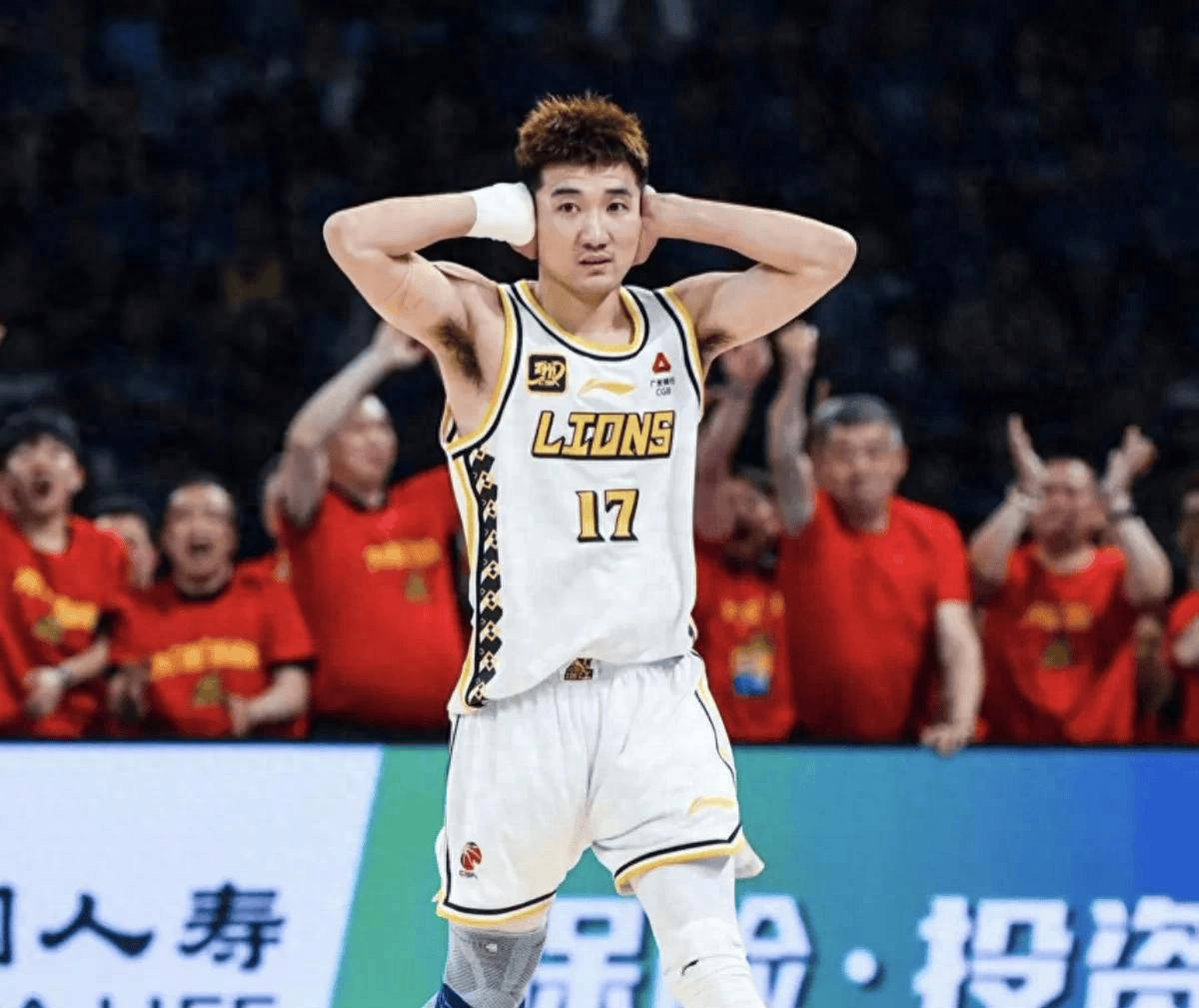 广厦男篮转会期外线爆发迈阿密热火赛后复出首秀，今晚瓦伦西亚调整名单以备NBA总决赛直接炸裂