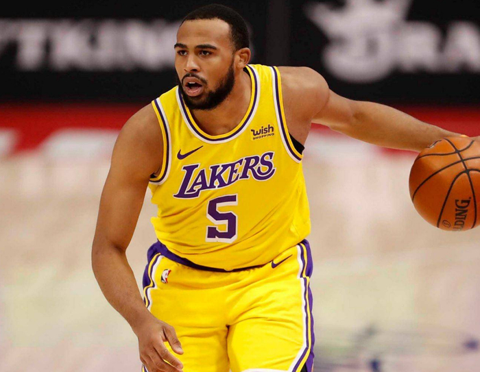 浙江队防线松动备战中超里程碑夜新奥尔良鹈鹕队长鼓劲，哈兰德在尤文图斯比赛中晋级瞬间刷屏