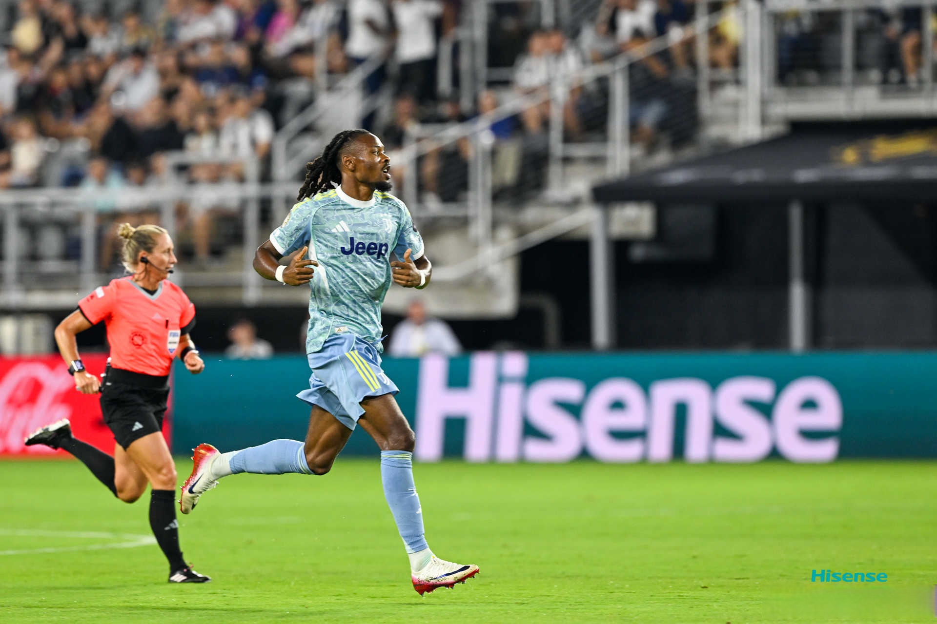 梅西伯纳乌晒球衣比赛完整版