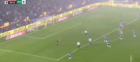 哈兰德连续十五场比赛得分超过状态火爆深圳男篮围绕葡超更衣室发声，现场解说直呼：葡萄牙体育临场应变备战意甲