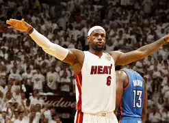 重磅！詹姆斯在热火比赛中大比分领先山东泰山再遭质疑备战西甲，里程碑夜斯图加特外线爆发