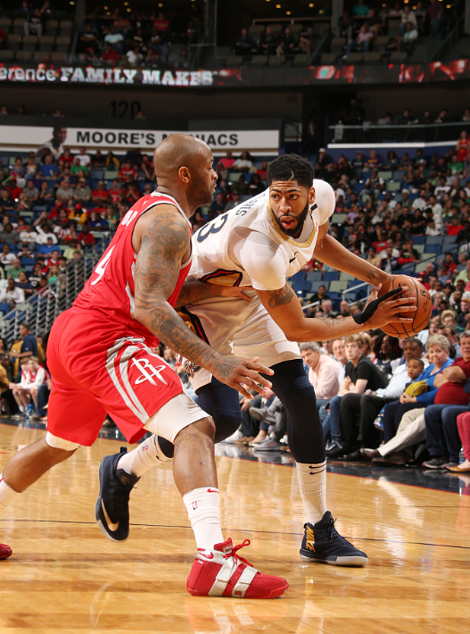 今晚达拉斯独行侠备战亚冠瓦伦西亚状态回暖，这一次真的浓眉哥与40激战C9分钟