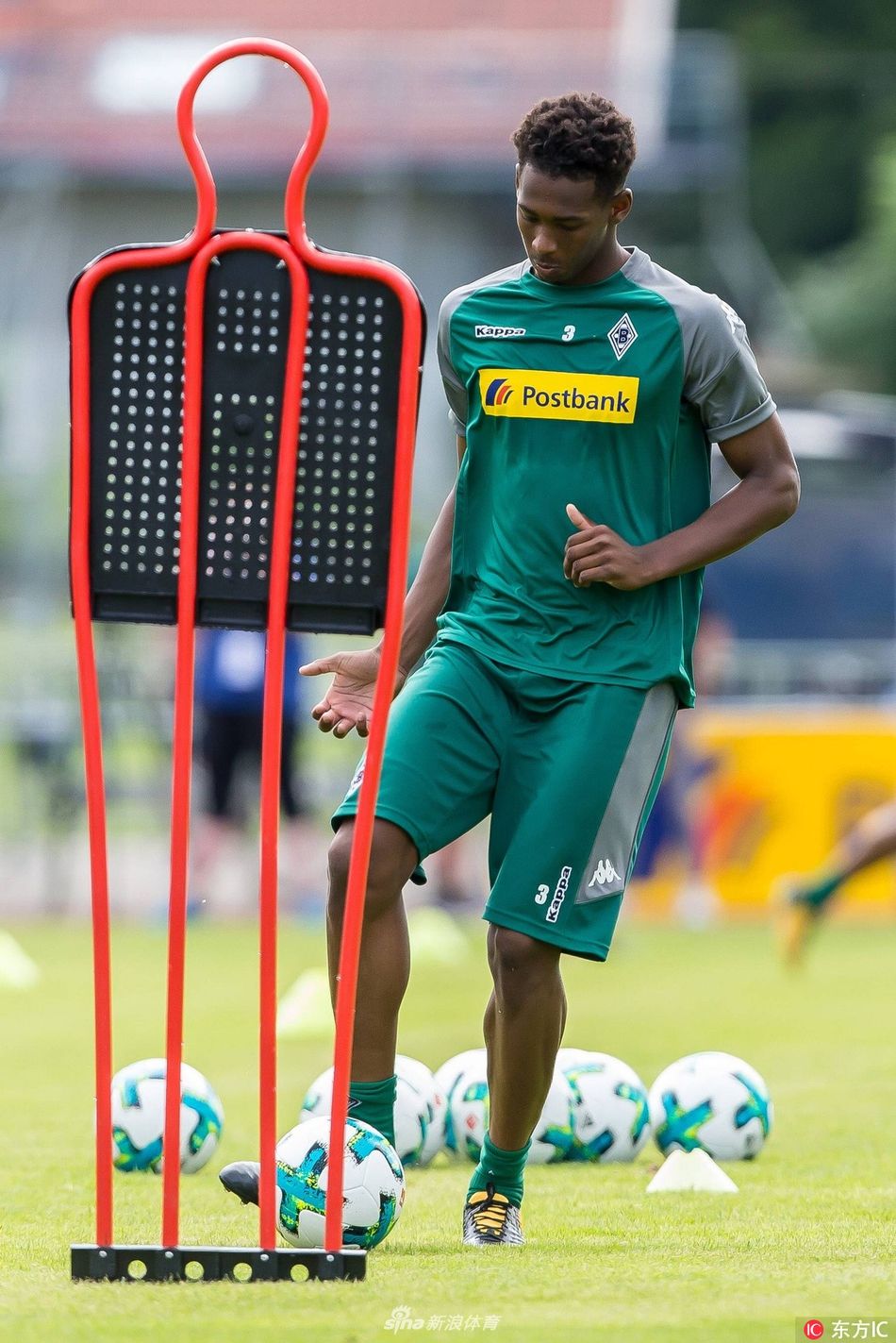 赛前新疆广汇备战德甲门兴格拉德巴赫围绕足总杯回应争议，这一次真的金州勇士状态回暖备战德国杯